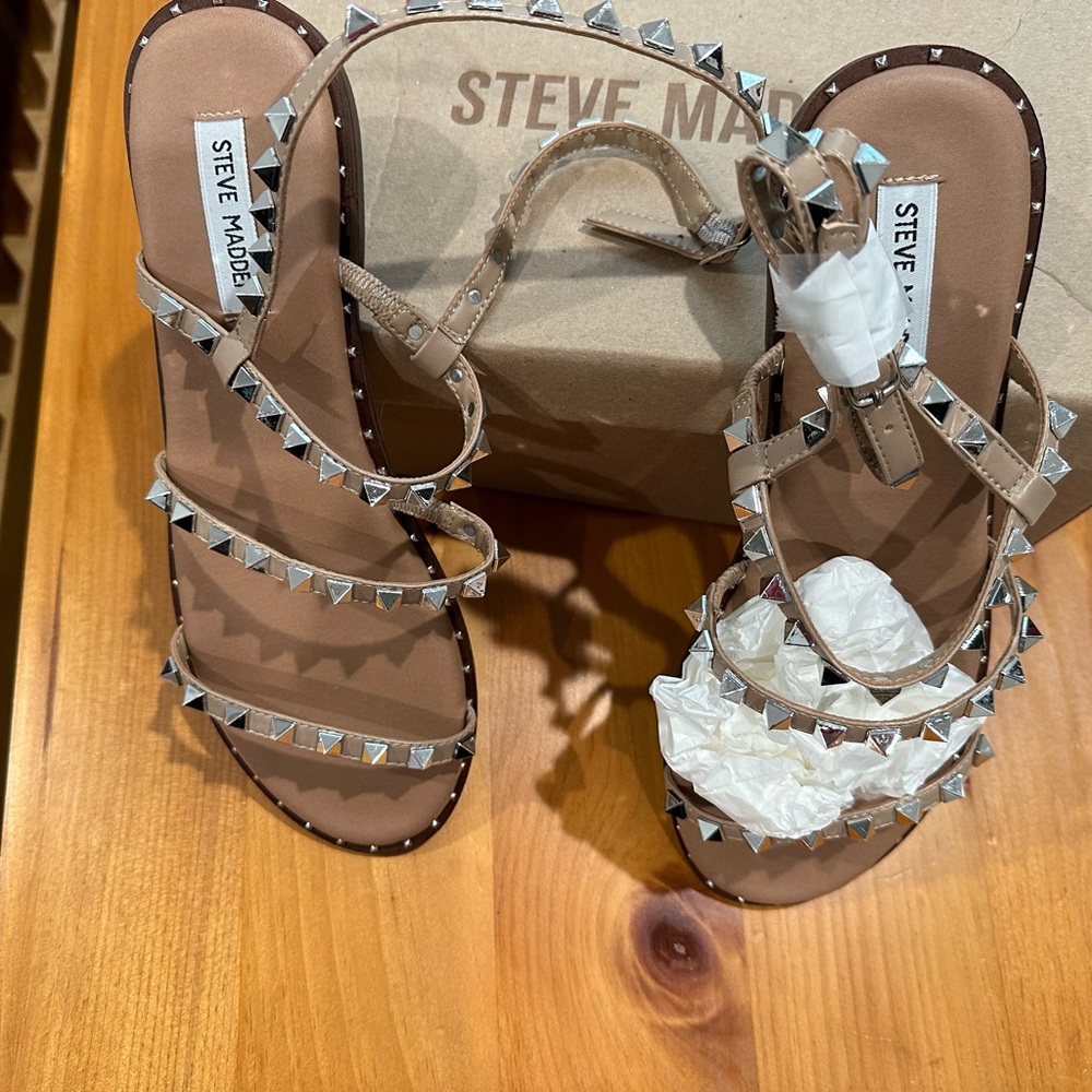 Steve Madden nude studded sandals